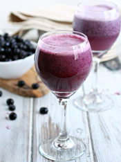 Blueberry Wine Protein Brunch Smoothie Recipe