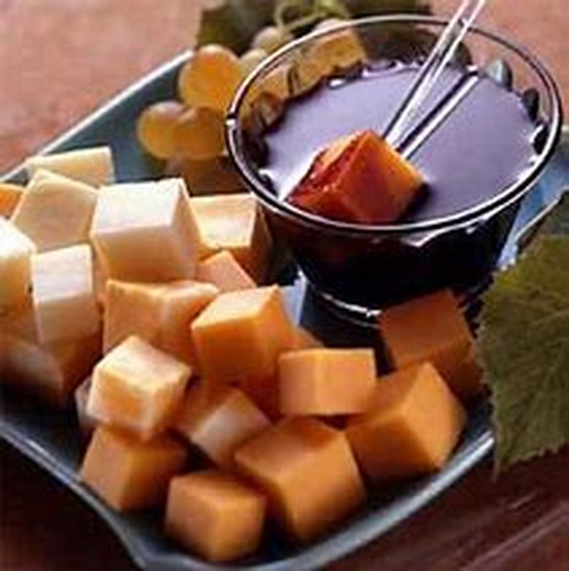 Malbec Fondue with Cheese